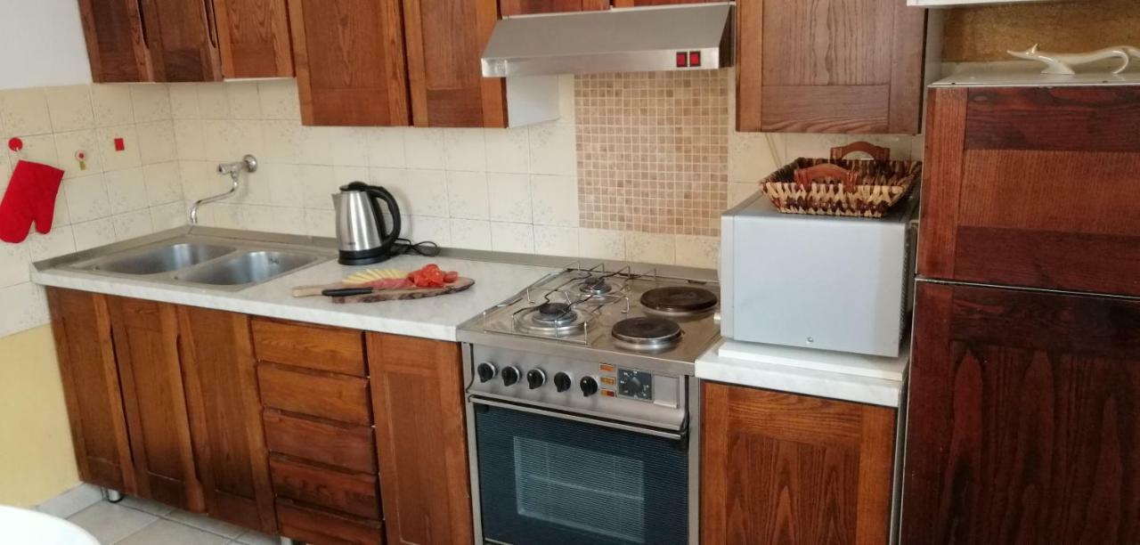 Villa House Lotties Stari Grad  Zimmer foto